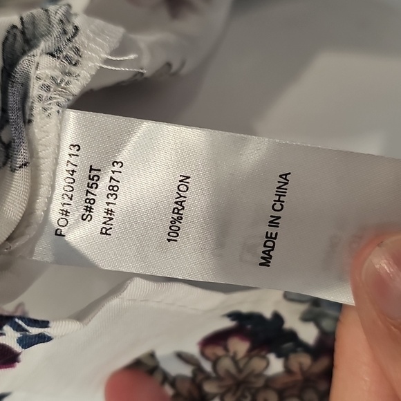 Doe & Rae X Revolve LS Floral Blouse Sz M NWT - Picture 6 of 13